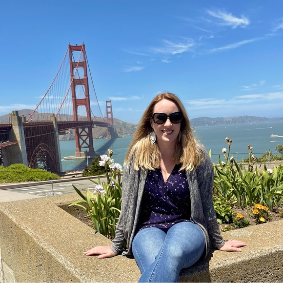 Meet your Posher, Ellen - Picture 1 of 1